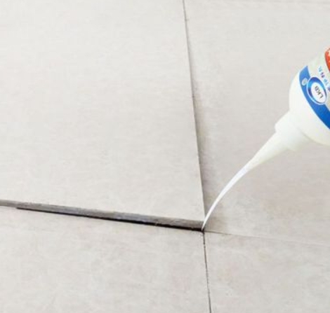 成武瓷砖空鼓维修公司分享卫生间瓷砖脱落的原因可能有以下几点